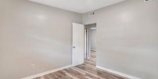Large 3bdrm/2bath Home with garage & carport ** Lots of room** $2200.00** Gallery 20