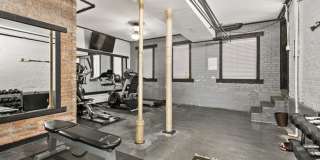 1104 W Glenlake Ave Gallery 15