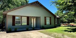 1715 Hemphill Street Gallery 1