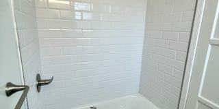 10340-84 Bellwood Ave. Gallery 19