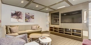 The Vintage Gallery 4
