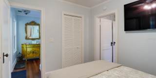2390 SHERIDAN Road Gallery 16
