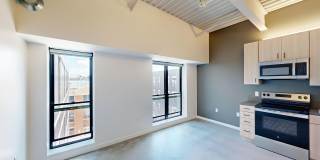 418 E Grand Ave Gallery 8