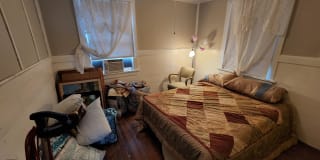 8 Cedarwood Avenue - lower Gallery 1