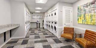 2000 Riverside Gallery 17