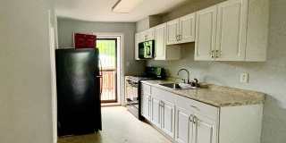 Spacious 4 Bedroom Home Gallery 12