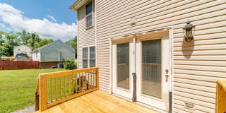 3 Bedroom || 2.5 Bathroom Home with Basement Gallery 18
