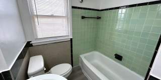 Cozy 2 Bedroom 1 Bathroom Bungalow now available for rent! Gallery 14