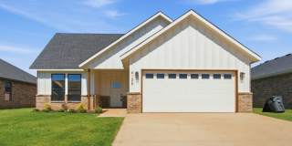 Spacious 4-Bedroom Home Near ACU, Hendrick North & the Stargate Data Center! Spacious 4-Bedroom Home Near ACU, Hendrick North & the Stargate Data Center! Gallery 1