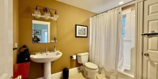 381 Huron Ave unit: A Gallery 12