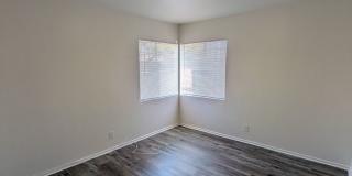 Grand 504 Gallery 17