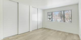 110 South Swall Apartments Gallery 18