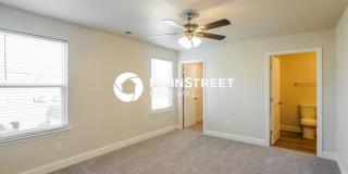 1009 Ellington Drive Gallery 10