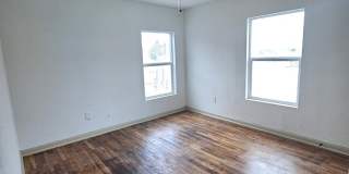 335 Baker Gallery 10