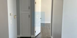 323 Gallery 9