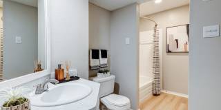 Fox Trails Apartments Gallery 7