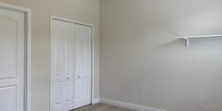 Beautiful 4/3 with fenced yard in Hunters Creek! Available August 2026 Gallery 10