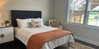 The Bungalows on the Lake - The View Gallery 305