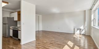 889 Farmington Avenue unit: 3F Gallery 3