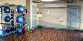 306 Barton Springs Rd Gallery 12
