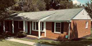 Large 3 bedroom brick rancher with 1.5 bathrooms. Gallery 1