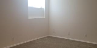Fully remodeled 2-story 3 bed/2 bath townhome/duplex AVAILABLE NOW for $3300! Gallery 15