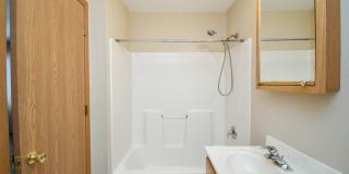 Spacious 2-Bedroom Townhome with Attached Garage in Brandon! Spacious 2-Bedroom Townhome with Attached Garage in Brandon! Gallery 23