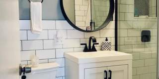 6301 N Sheridan rd Gallery 1