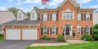 5667 LONESOME DOVE Court Gallery 1