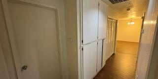 NW Condo Near Shopping Center Available Now! Gallery 16