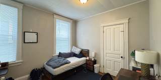 5 Bed/ 2 Bath on Fairview mins. from UC Campus Only $575/pp ($2,875/mo) + Free Wifi! AND a $250 sign on bonus!!! Gallery 10