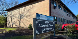 RENOVATED APARTMENT WITH IN-UNIT WASHER-DRYER & GARAGE PARKING! Gallery 30