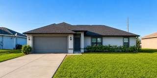 Newer Home for Rent – Live the Florida Lifestyle You've Been Dreaming Of! Gallery 3