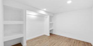 4605 S Laramie Avenue Gallery 28