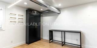 276 E Broadway St Gallery 4