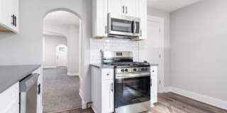 Updated 2 Bedroom Home! Gallery 7