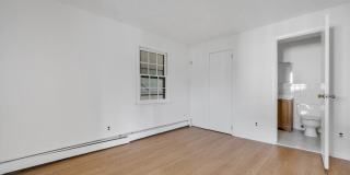 2743 Boston Post Road Gallery 11