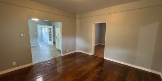 South Fountain Square 2 Bed 1.5 Bath Gallery 12