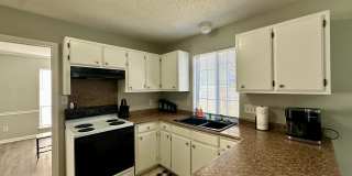 9501 Pondside Lane Gallery 4