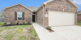 COMING JUNE 2026 LIKE NEW --- Stunning 4 bedroom home In Lake Conroe Hills Gallery 1