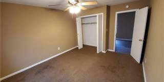 1536 W 40th Street Gallery 22