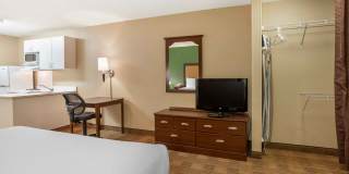 Columbia - Stadium Blvd. Gallery 9