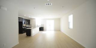 Stunning 4BR House in Menifee Gallery 1