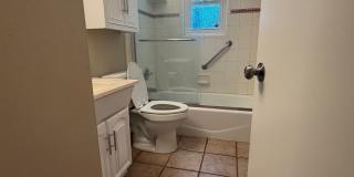 Adorable house with large deck,  yard and RV access Gallery 31