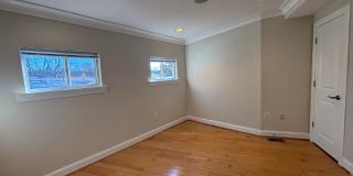 Executive Row Home In NW DC with Designer Finishes Gallery 6