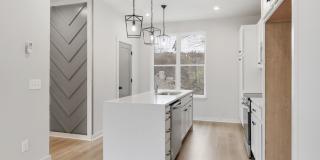Stunning End Unit 2 bedroom 2 bath East Nashville Townhome with garage Gallery 9