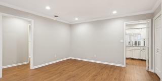 GROUND-FLOOR 2-BEDROOM ALAMO HEIGHTS CONDOMINIUM Gallery 7