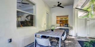 717 NE 1st Court Gallery 50