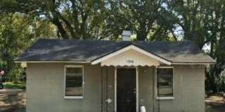 1006 S. Mckinley Street Gallery 1