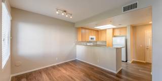 Laurel Canyon Apartment Homes Gallery 58